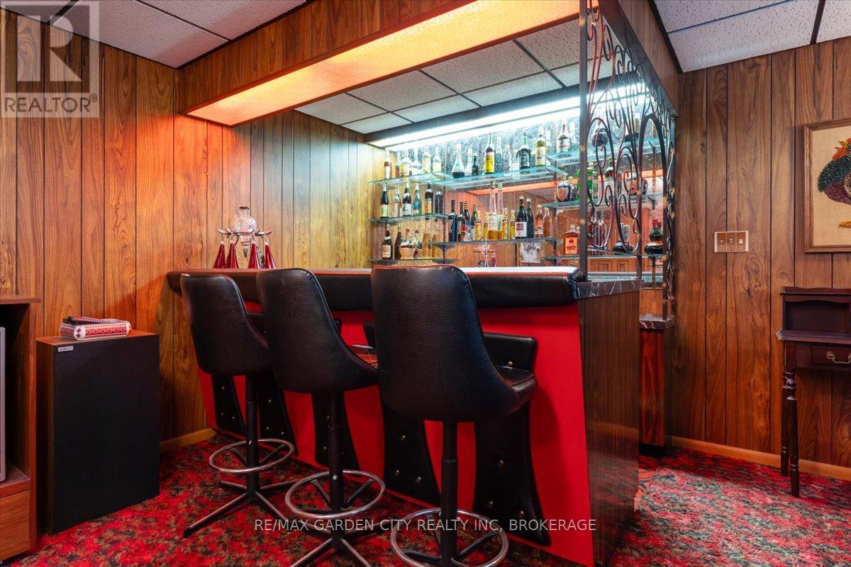 7 Glenayr Place, St. Catharines (Glendale/glenridge), Ontario  L2T 2A2 - Photo 23 - X12773062