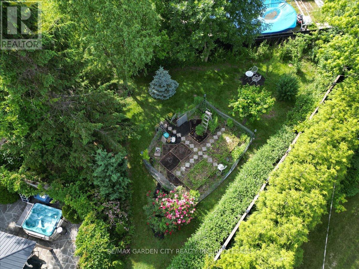 7 Glenayr Place, St. Catharines (Glendale/glenridge), Ontario  L2T 2A2 - Photo 41 - X12773062