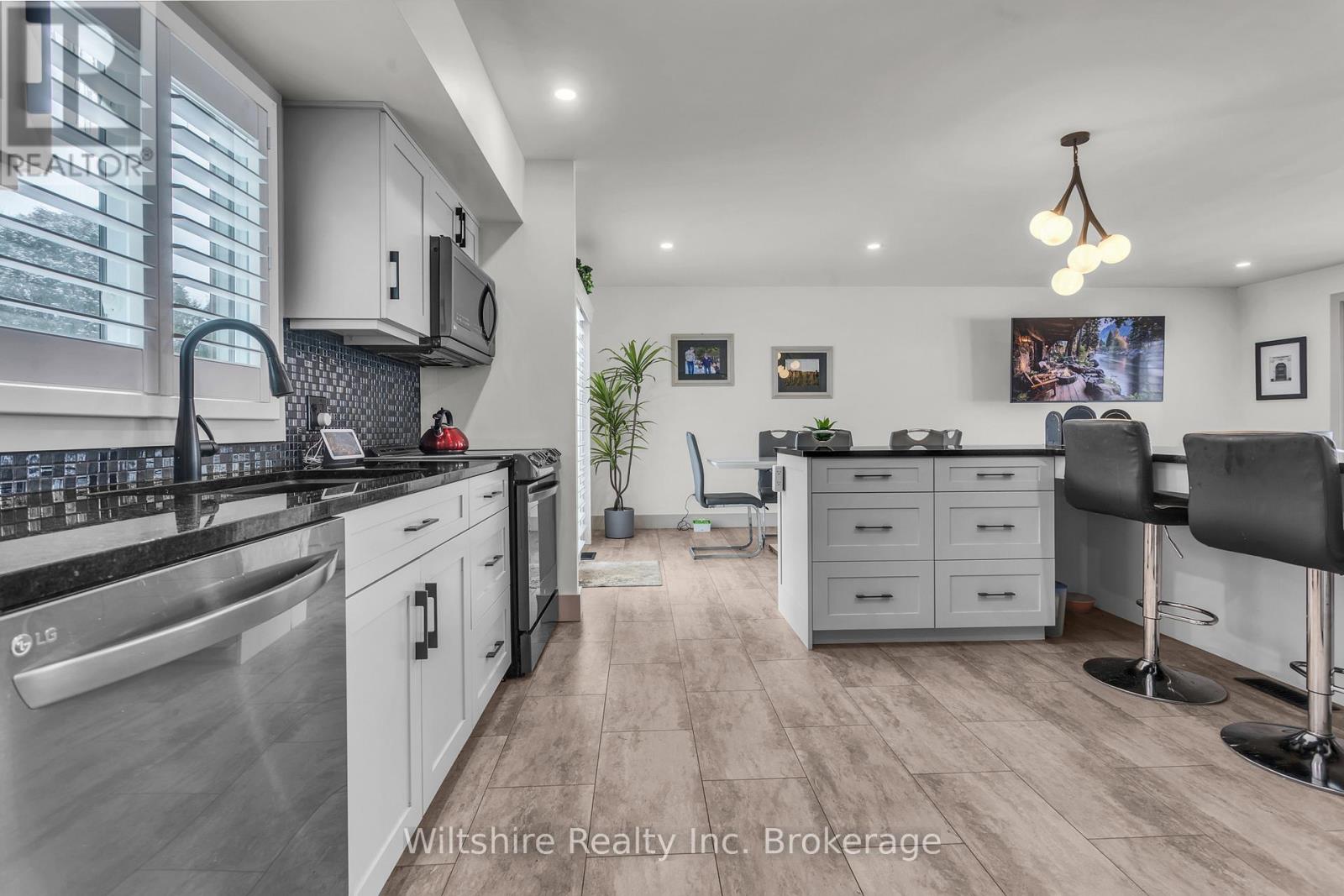 32 Devon Court, Tillsonburg, Ontario  N4G 4K6 - Photo 6 - X12773034