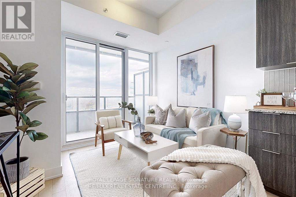 3903 - 20 Shore Breeze Drive, Toronto (Mimico), Ontario  M8V 0C7 - Photo 6 - W12766704