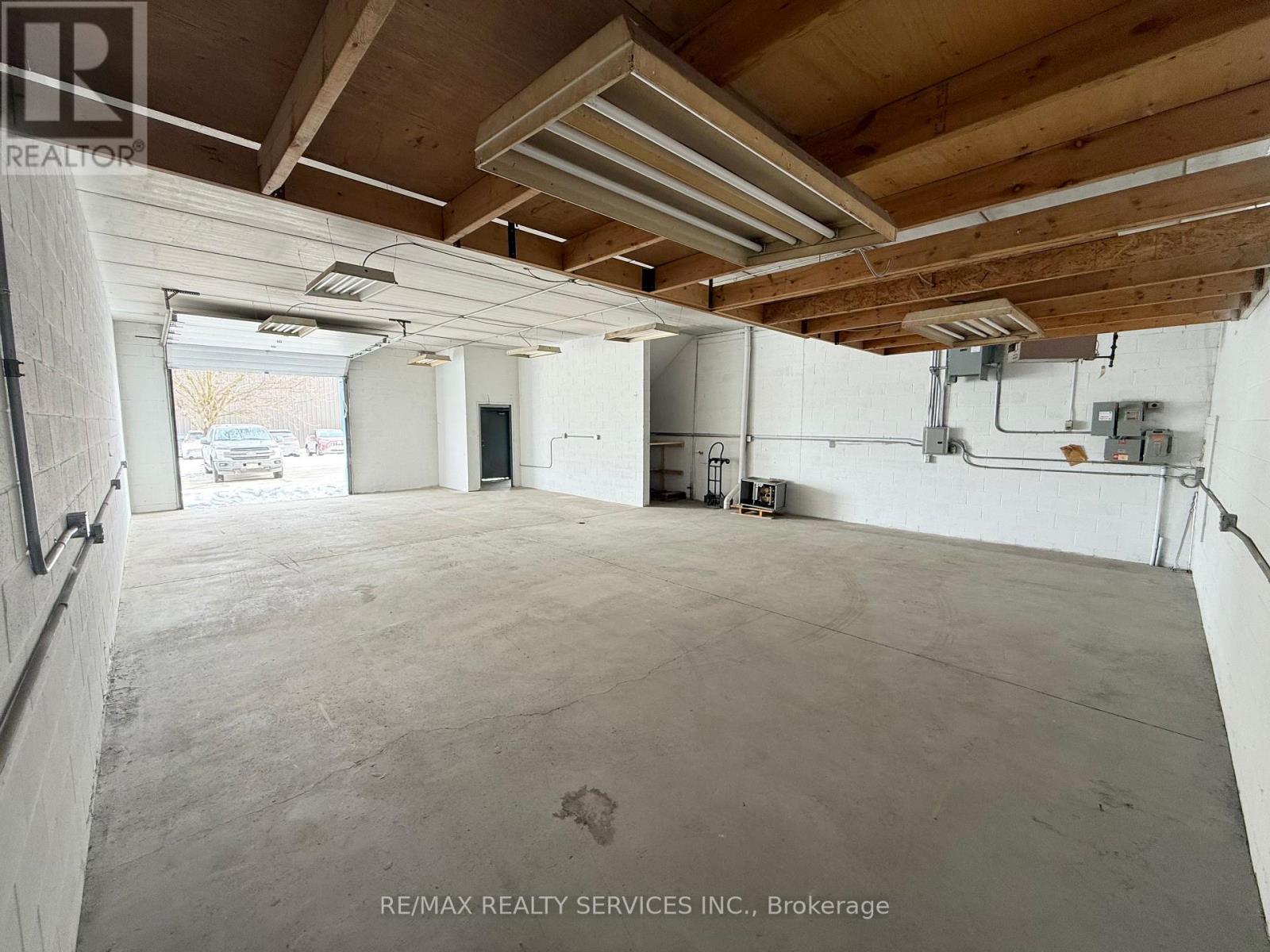 3 - 1033 Pattullo Avenue, Woodstock, Ontario  N4V 1C8 - Photo 3 - X12668644