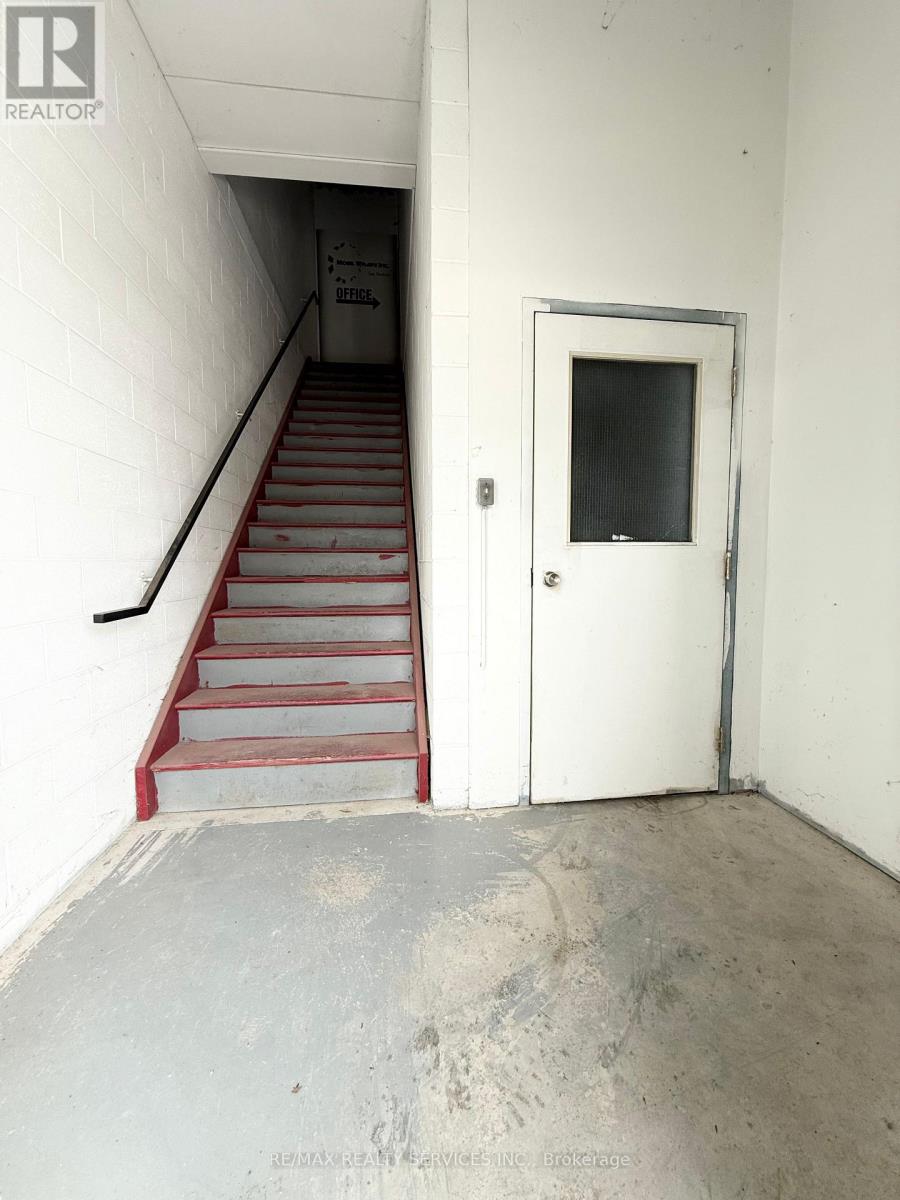 3 - 1033 Pattullo Avenue, Woodstock, Ontario  N4V 1C8 - Photo 5 - X12668644