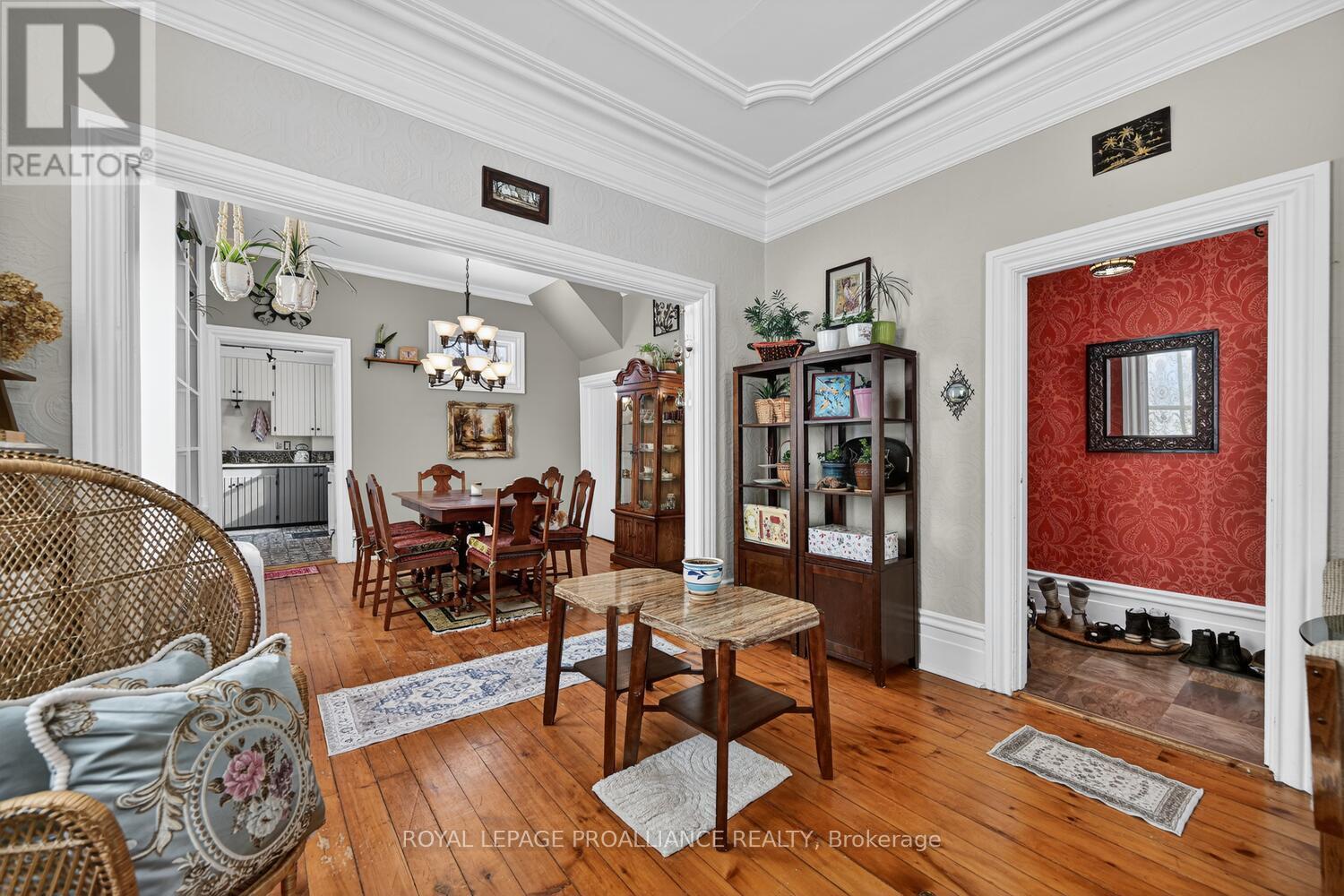 37 Orchard Street, Brockville, Ontario  K6V 2J6 - Photo 12 - X12773056