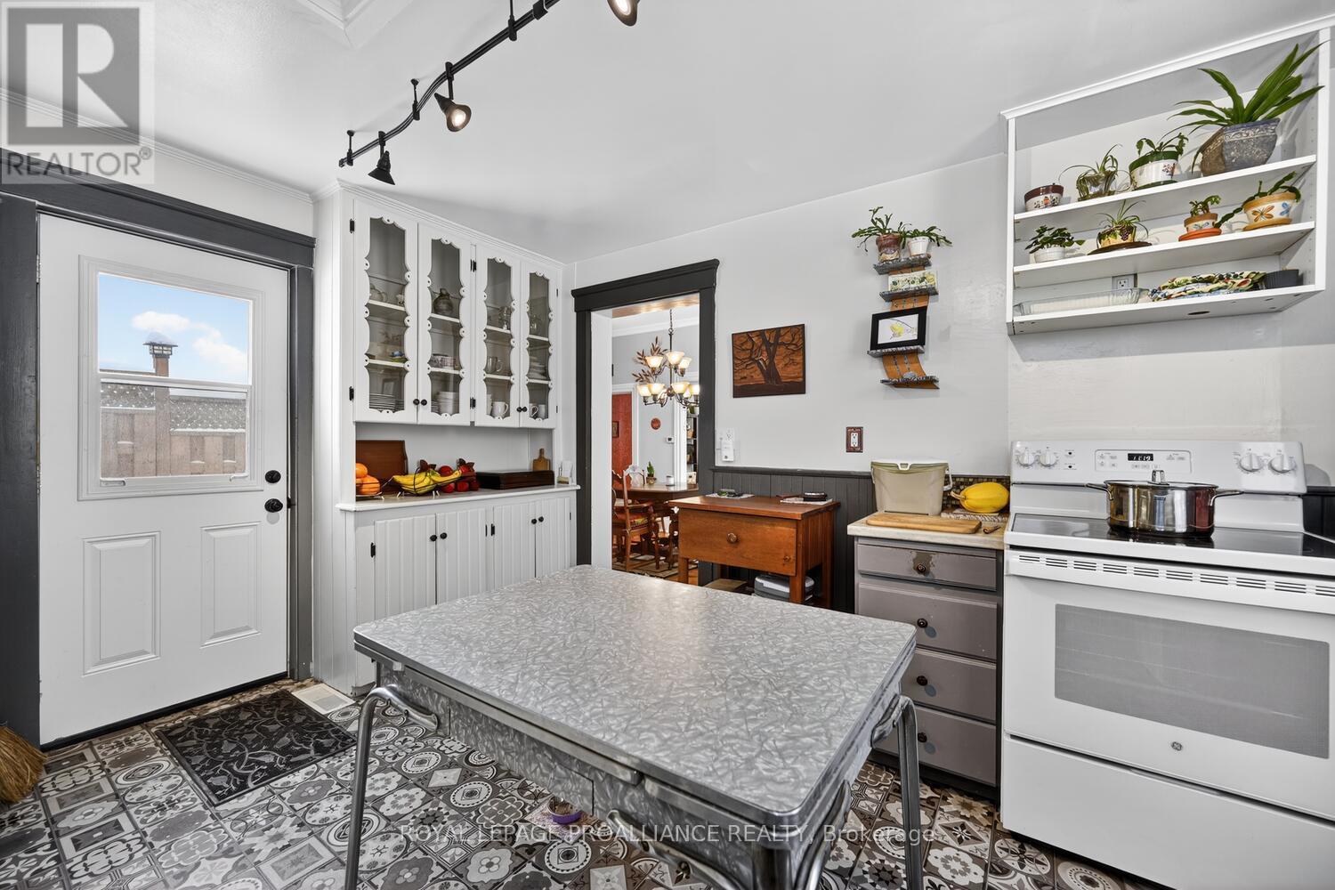 37 Orchard Street, Brockville, Ontario  K6V 2J6 - Photo 19 - X12773056