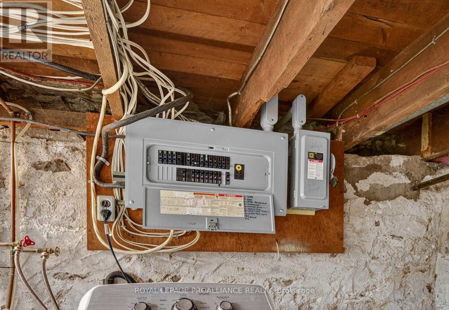 37 Orchard Street, Brockville, Ontario  K6V 2J6 - Photo 32 - X12773056