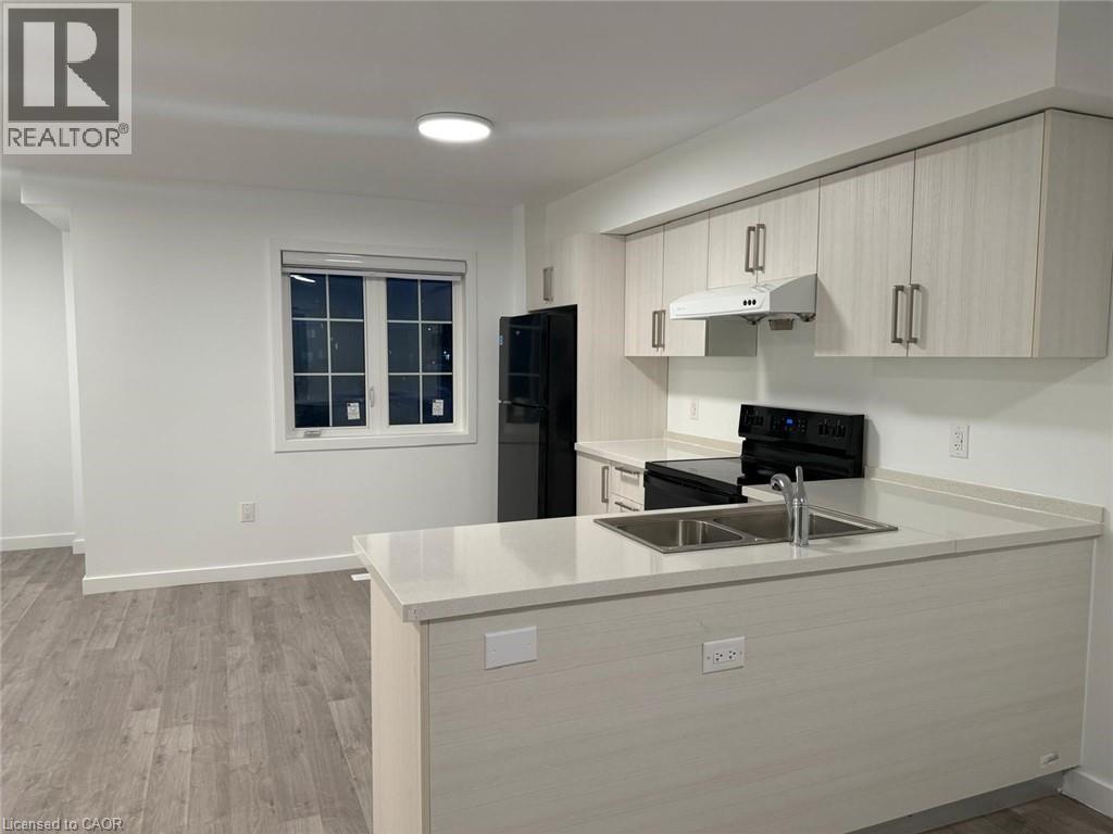 133 Highriver Trail Unit# Main, Welland, Ontario  L3C 0H6 - Photo 4 - 40803212