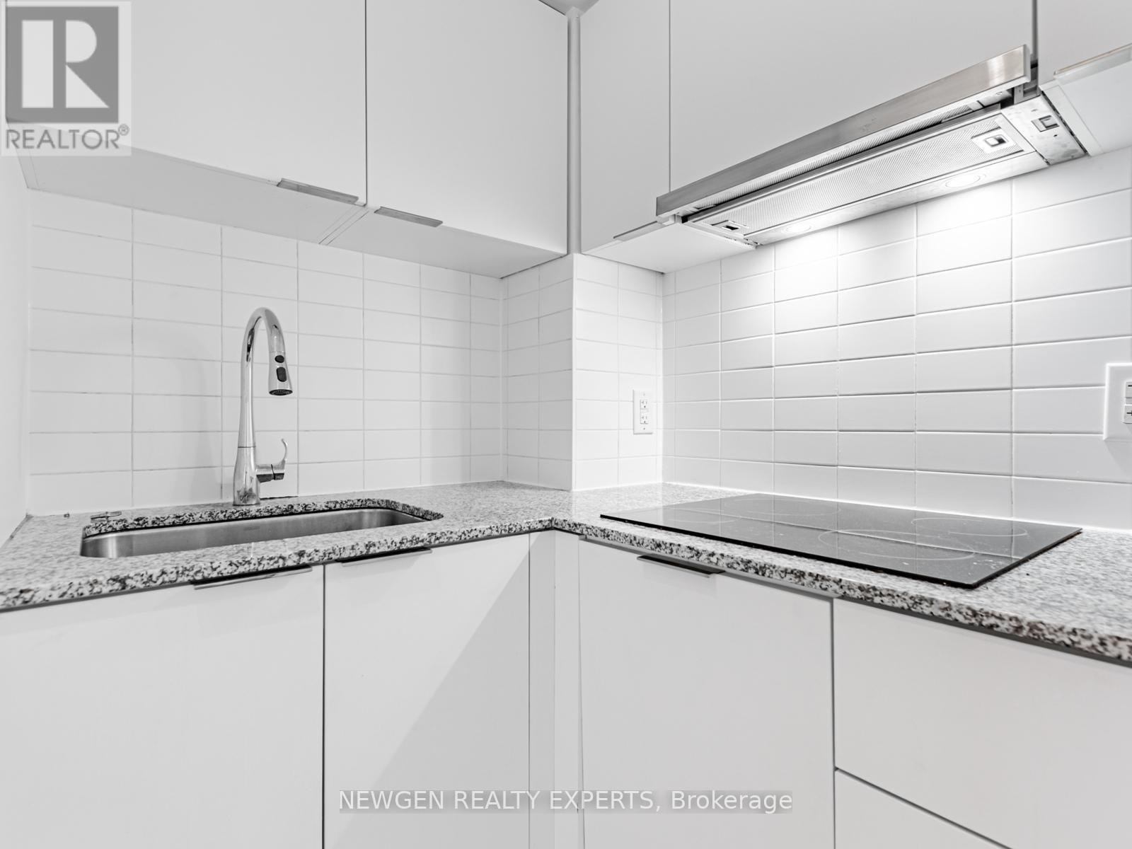 208 - 955 Bay Street, Toronto, Ontario  M5S 2A2 - Photo 14 - C12773054