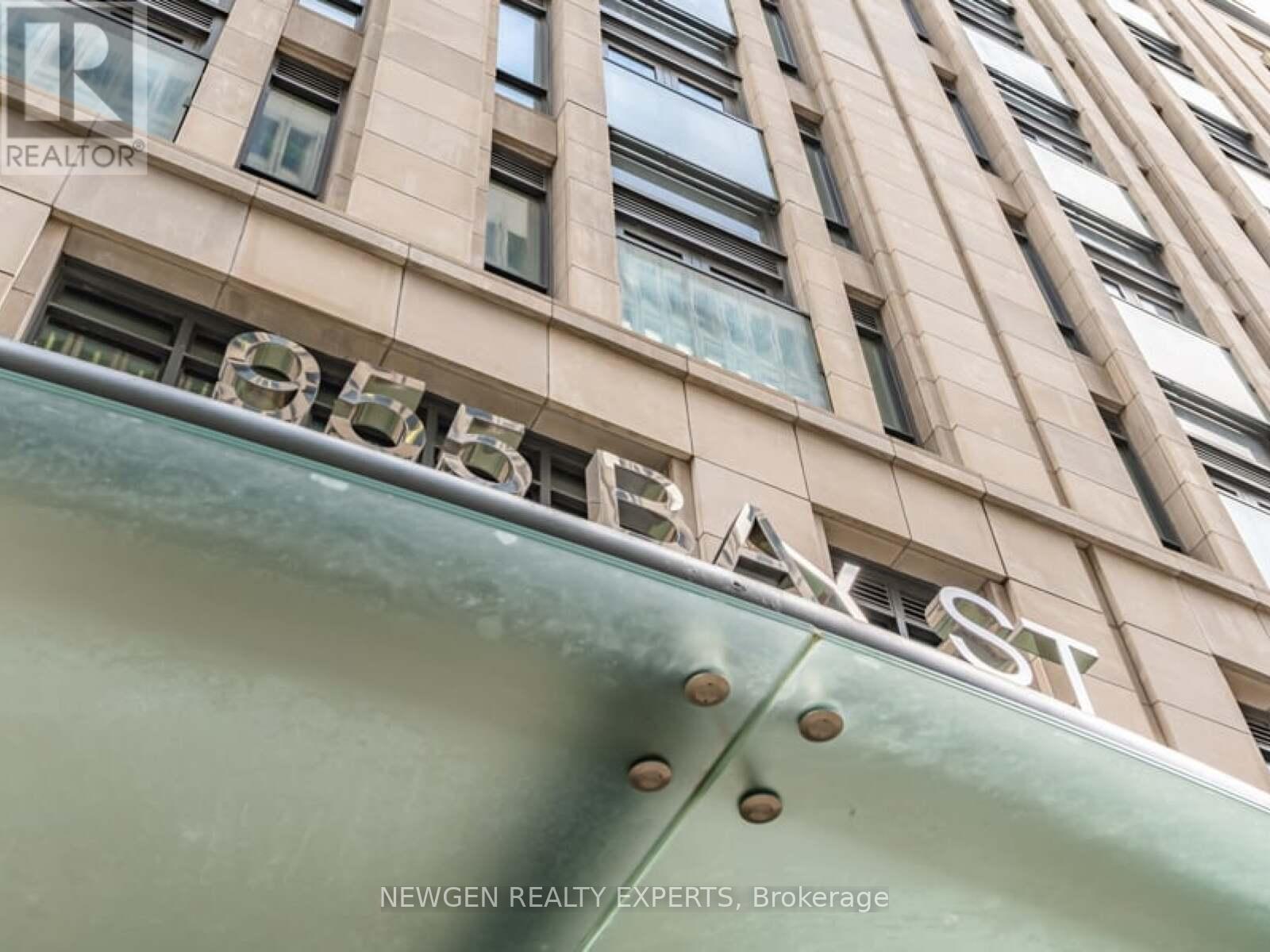 208 - 955 Bay Street, Toronto, Ontario  M5S 2A2 - Photo 2 - C12773054