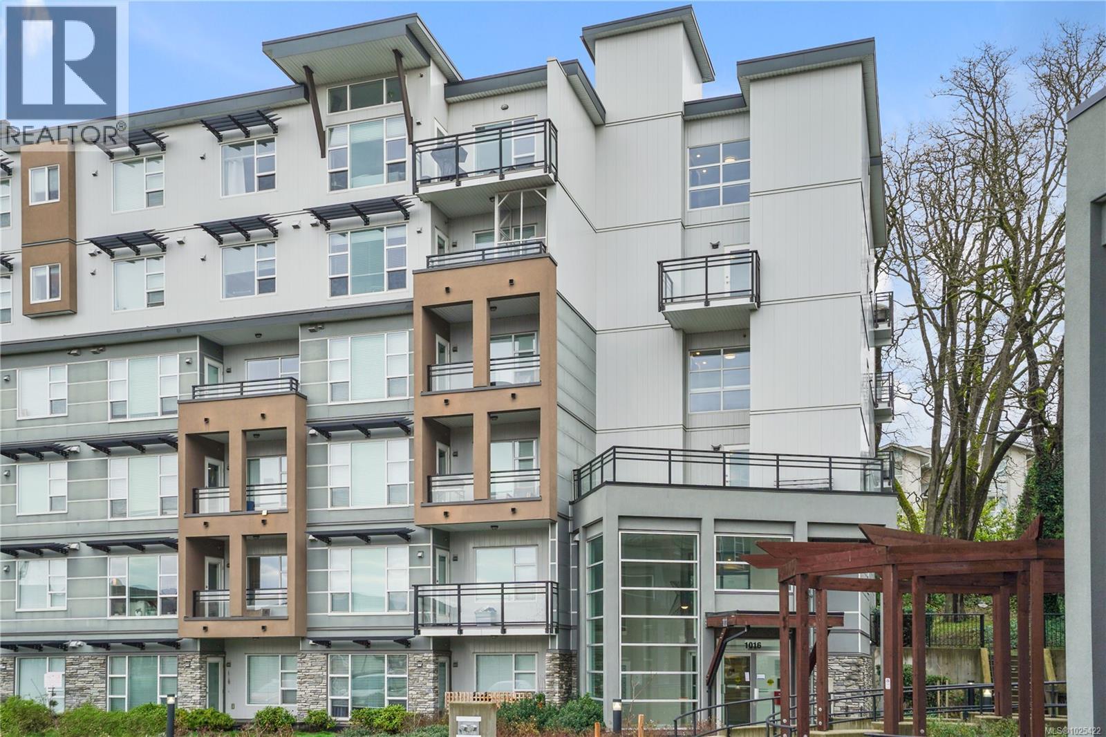 505 1016 Inverness Rd, Saanich, British Columbia  V8X 0B1 - Photo 14 - 1025422