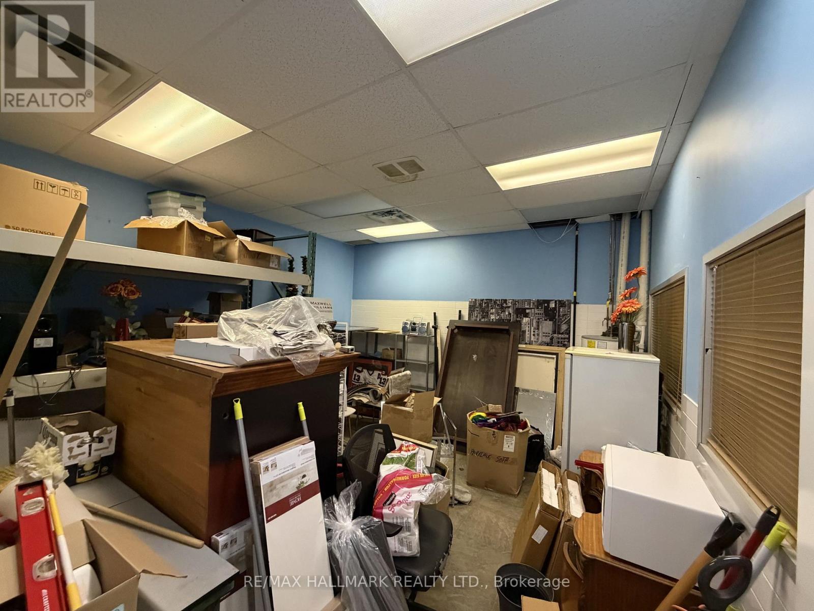 8 - 2 Allaura Boulevard E, Aurora, Ontario  L4G 3S5 - Photo 10 - N12773058