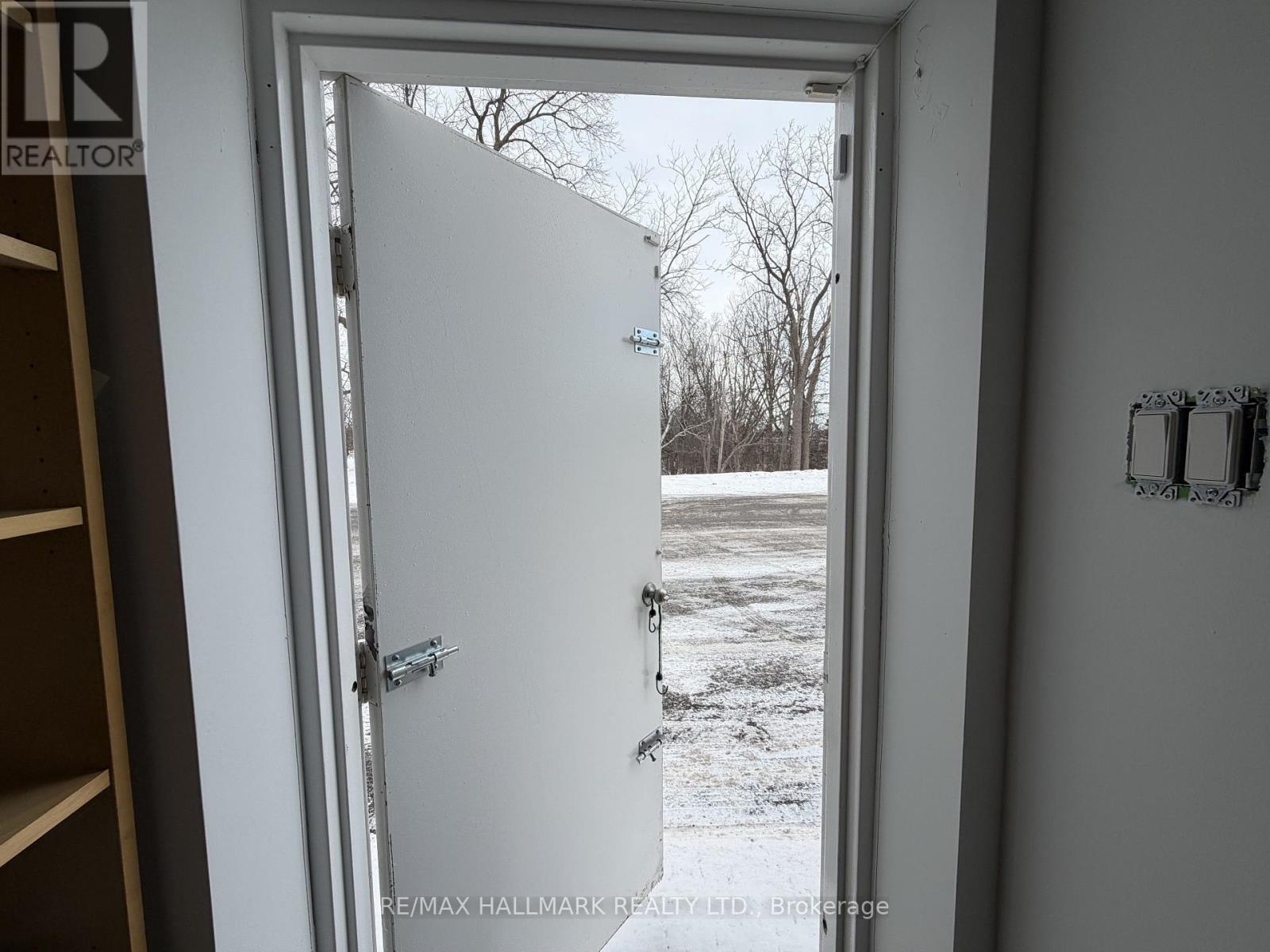 8 - 2 Allaura Boulevard E, Aurora, Ontario  L4G 3S5 - Photo 12 - N12773058