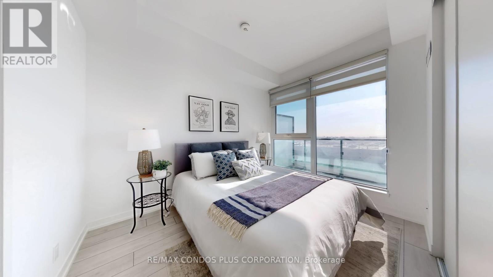 1909 - 5 Buttermill Avenue, Vaughan, Ontario  L4K 0J5 - Photo 13 - N12773066