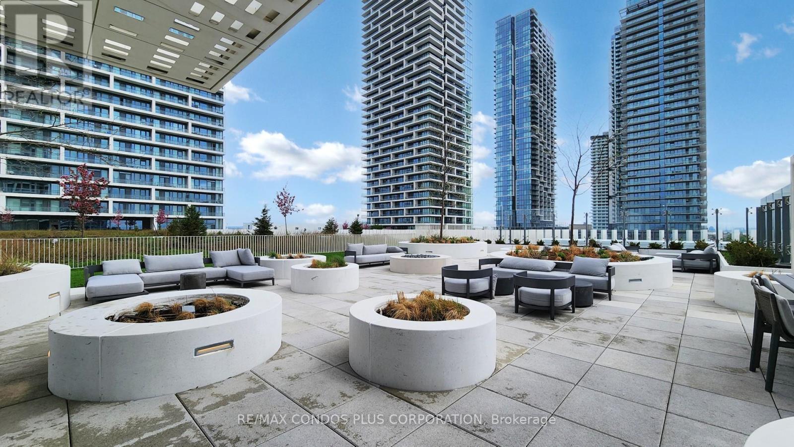 1909 - 5 Buttermill Avenue, Vaughan, Ontario  L4K 0J5 - Photo 33 - N12773066