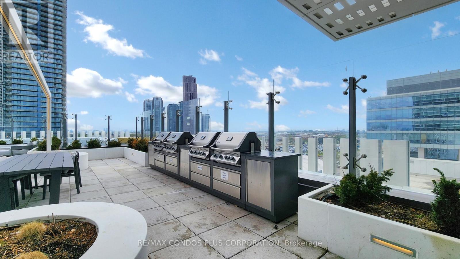 1909 - 5 Buttermill Avenue, Vaughan, Ontario  L4K 0J5 - Photo 34 - N12773066