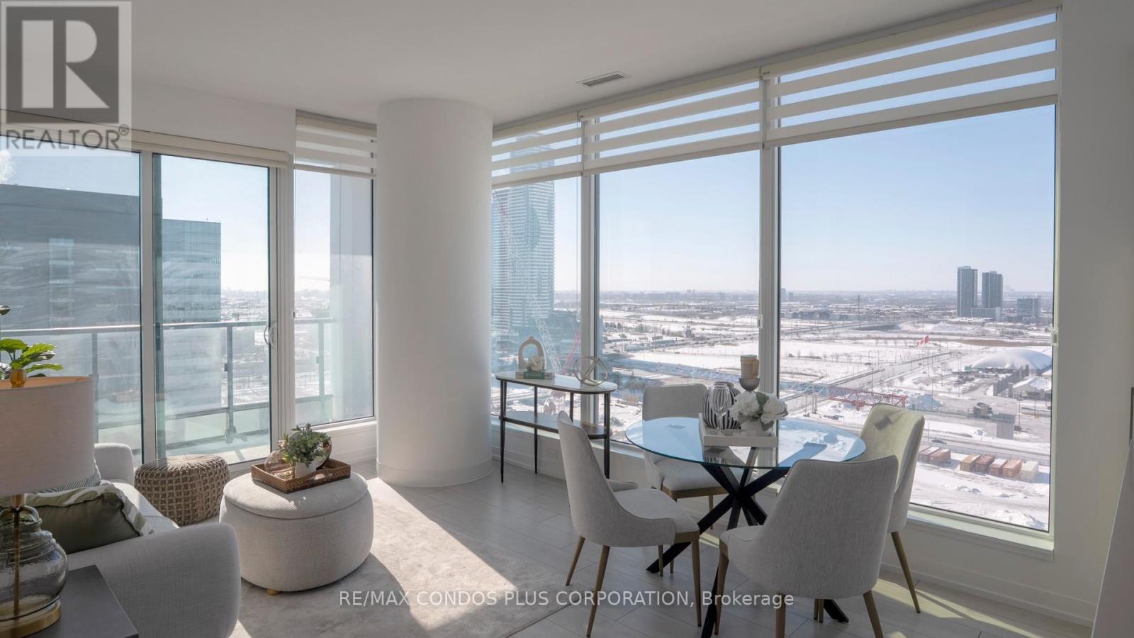 1909 - 5 Buttermill Avenue, Vaughan, Ontario  L4K 0J5 - Photo 7 - N12773066