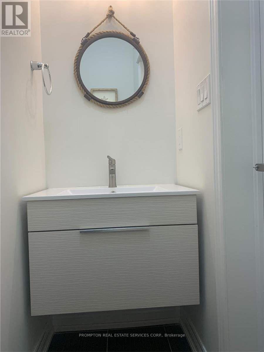 33 Calamint Lane, Richmond Hill, Ontario  L4E 1C3 - Photo 11 - N12773072