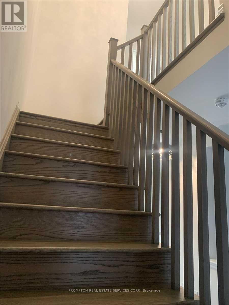 33 Calamint Lane, Richmond Hill, Ontario  L4E 1C3 - Photo 13 - N12773072