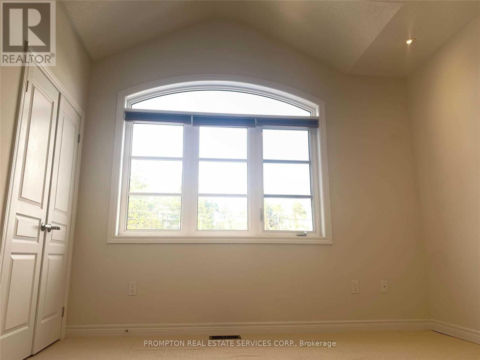 33 Calamint Lane, Richmond Hill, Ontario  L4E 1C3 - Photo 19 - N12773072