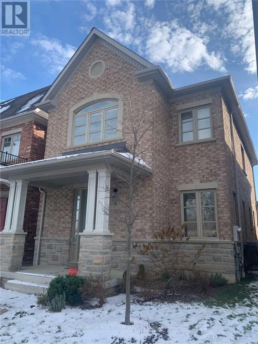 33 Calamint Lane, Richmond Hill, Ontario  L4E 1C3 - Photo 2 - N12773072