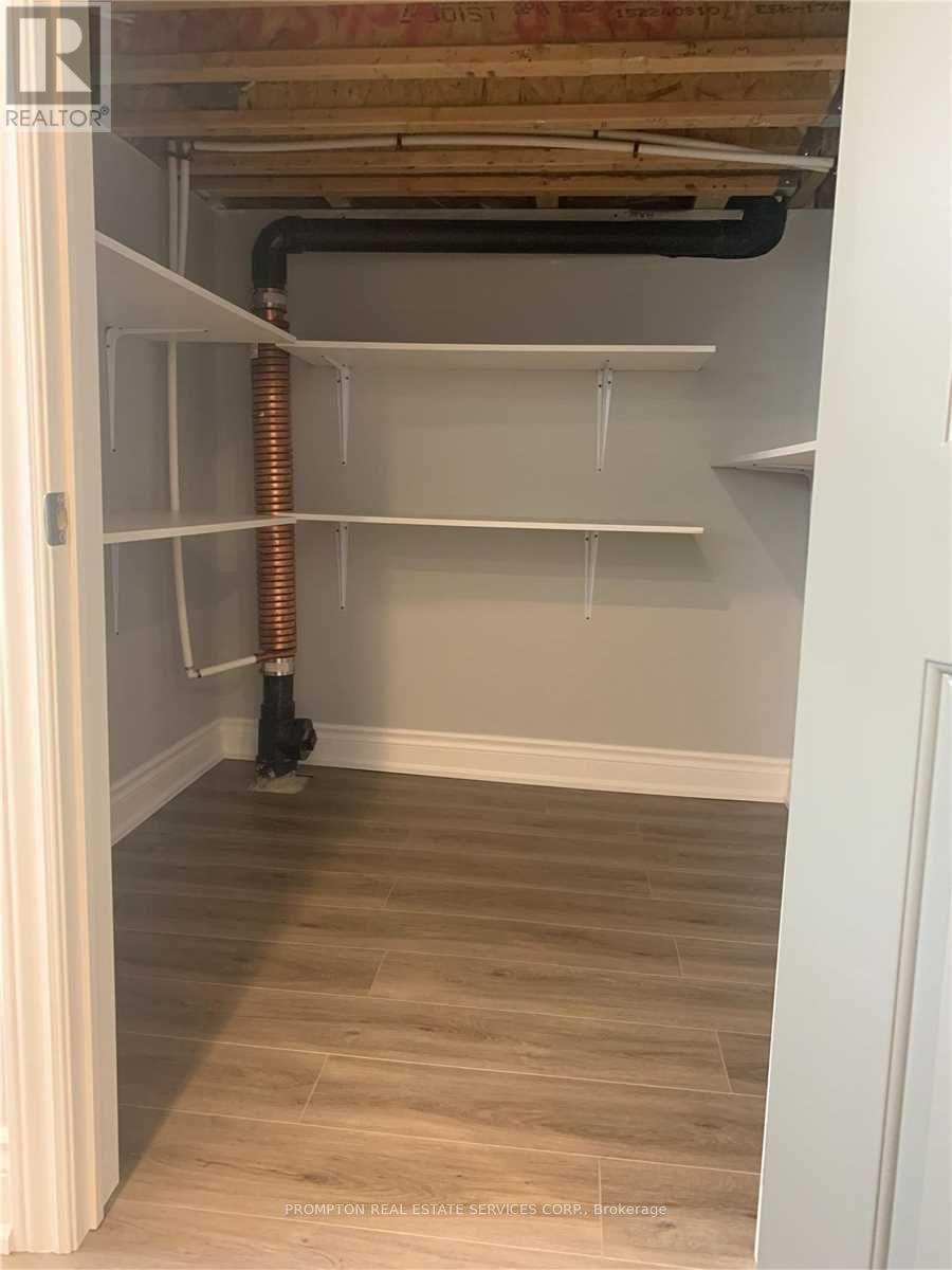 33 Calamint Lane, Richmond Hill, Ontario  L4E 1C3 - Photo 31 - N12773072