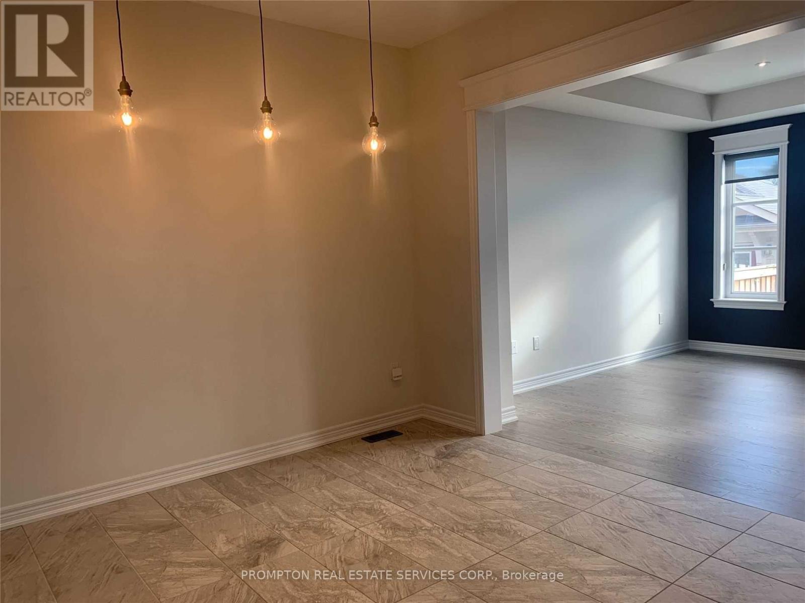 33 Calamint Lane, Richmond Hill, Ontario  L4E 1C3 - Photo 7 - N12773072