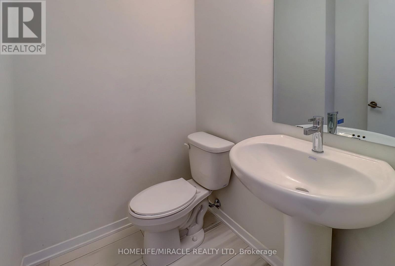 185 - 141 Honeycrisp Crescent, Vaughan, Ontario  L4K 5Z8 - Photo 13 - N12773162