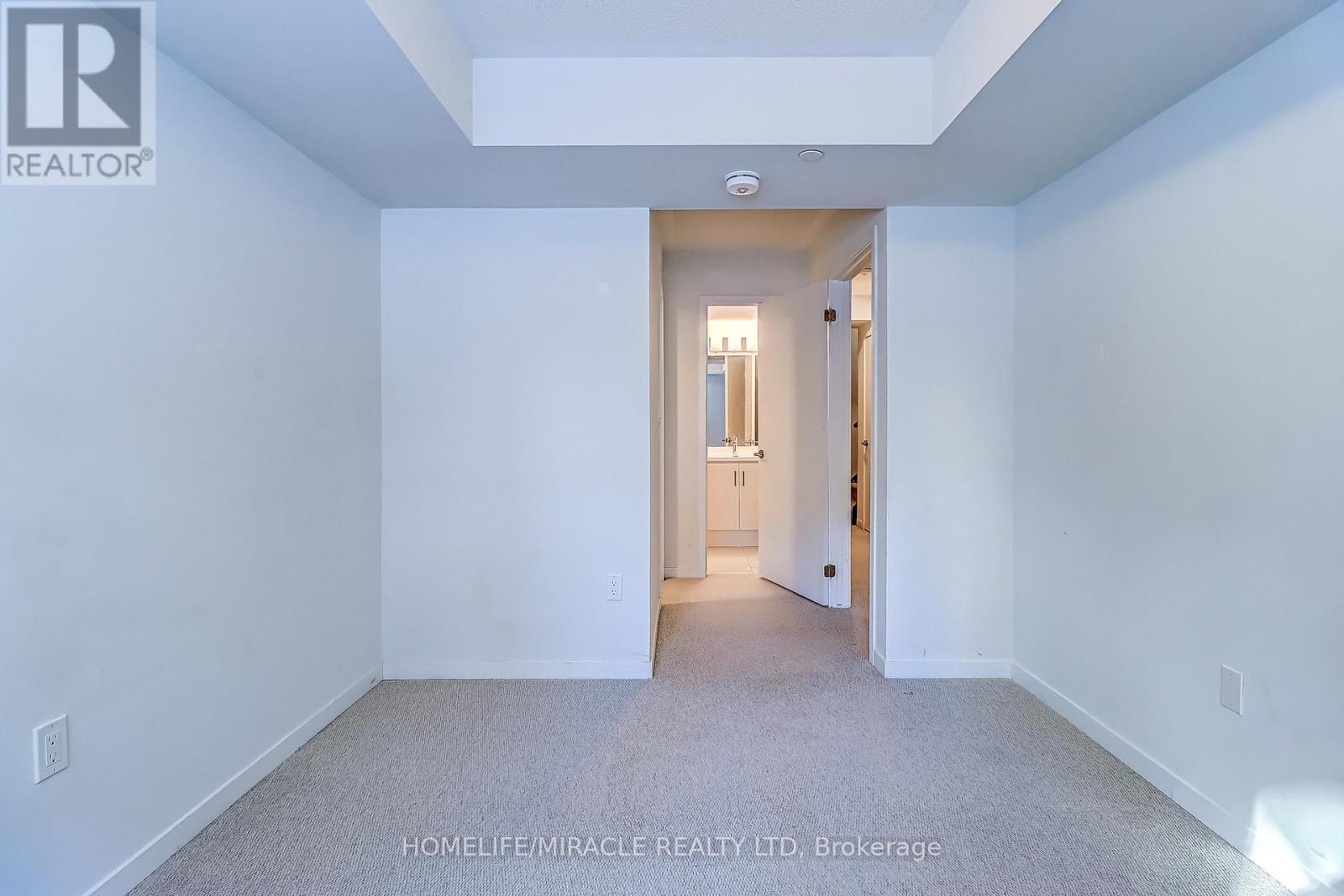 185 - 141 Honeycrisp Crescent, Vaughan, Ontario  L4K 5Z8 - Photo 15 - N12773162