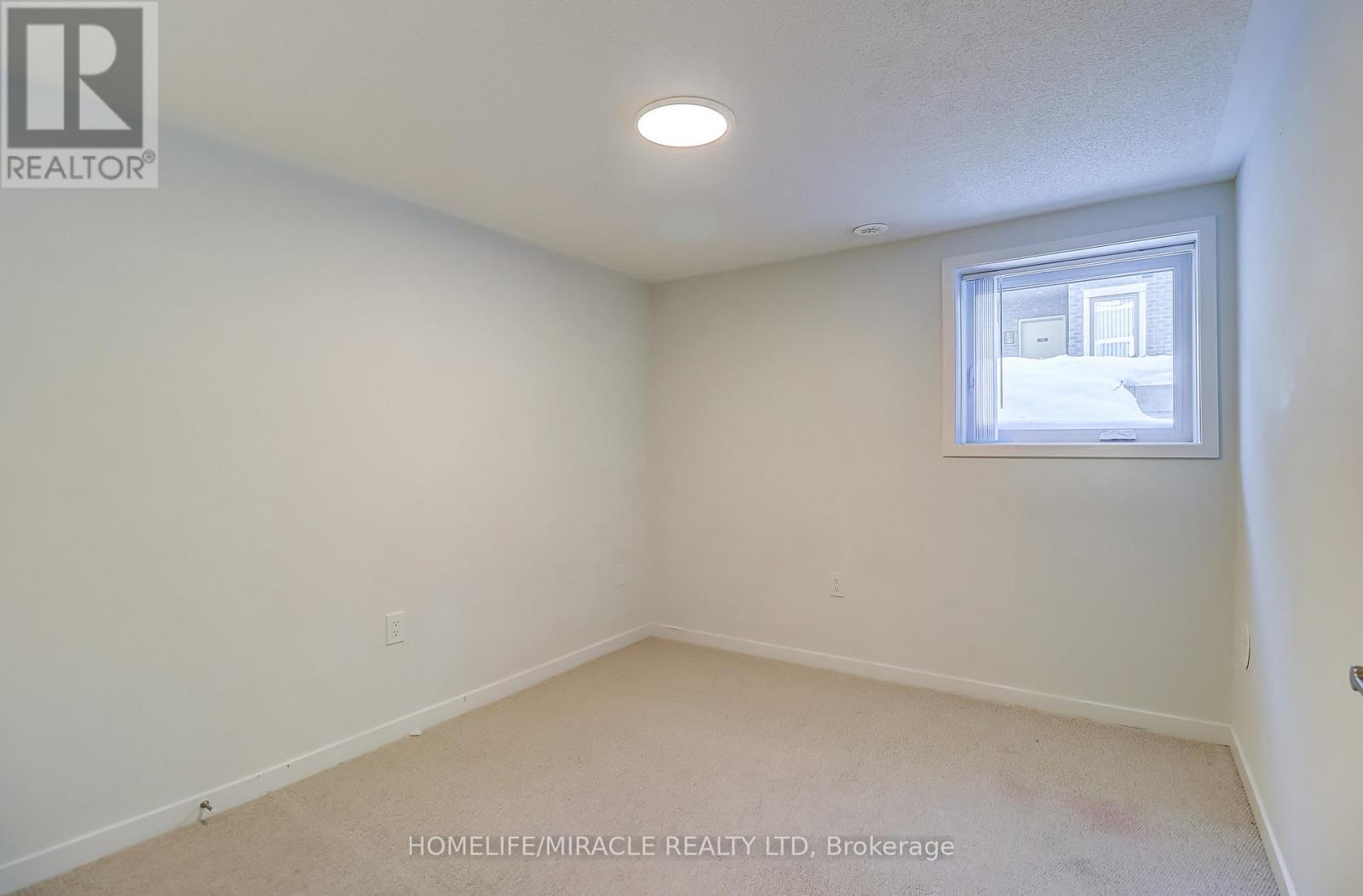 185 - 141 Honeycrisp Crescent, Vaughan, Ontario  L4K 5Z8 - Photo 18 - N12773162