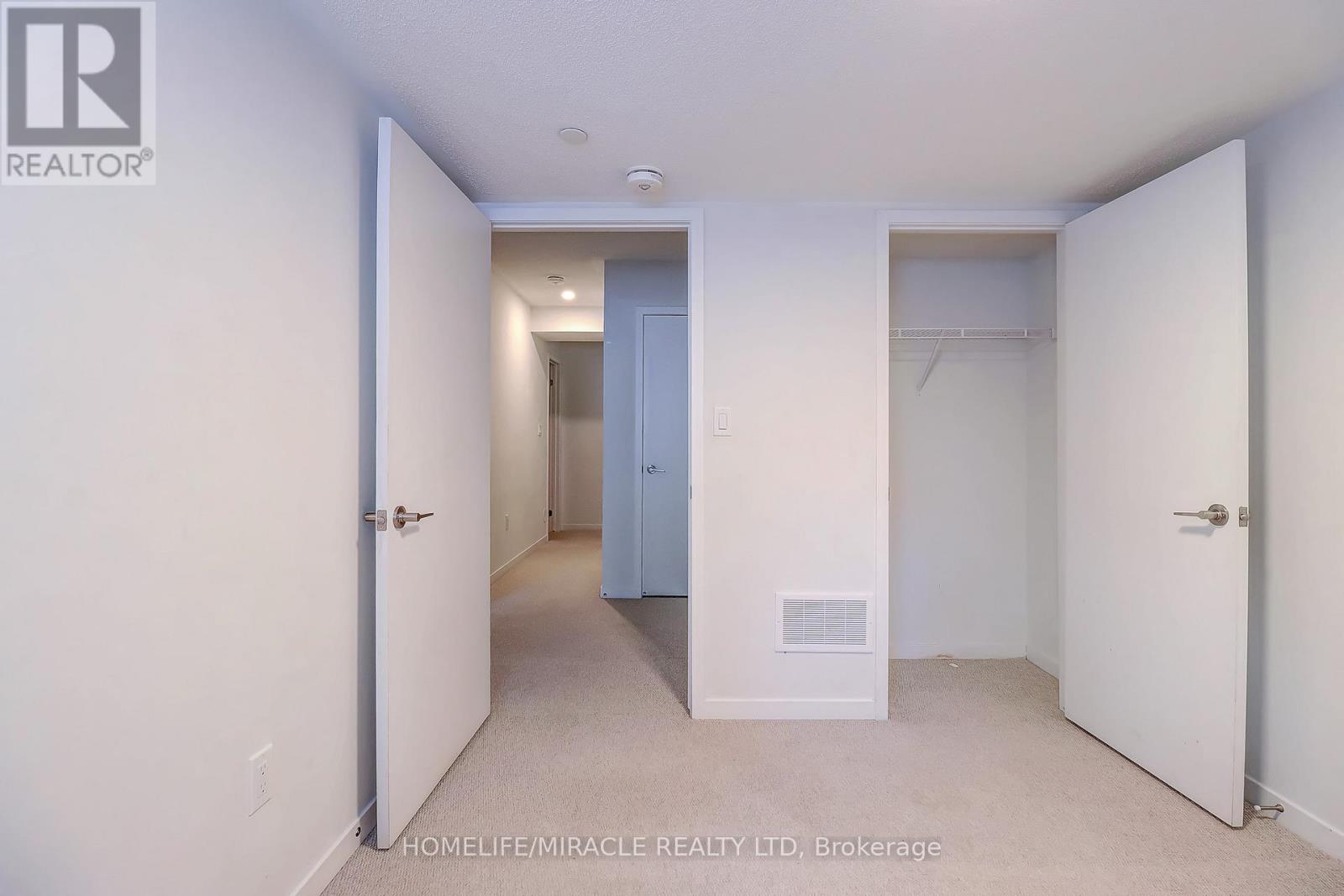 185 - 141 Honeycrisp Crescent, Vaughan, Ontario  L4K 5Z8 - Photo 19 - N12773162