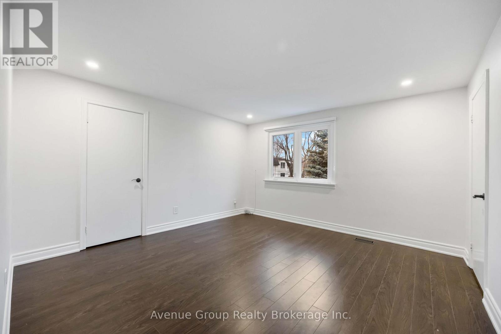 Upper - 190 Northwood Drive, Toronto, Ontario  M2M 2K4 - Photo 12 - C12693292