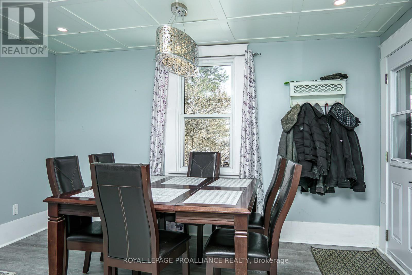 146 Creswell Drive, Quinte West (Trenton Ward), Ontario  K8V 3H5 - Photo 25 - X12772436