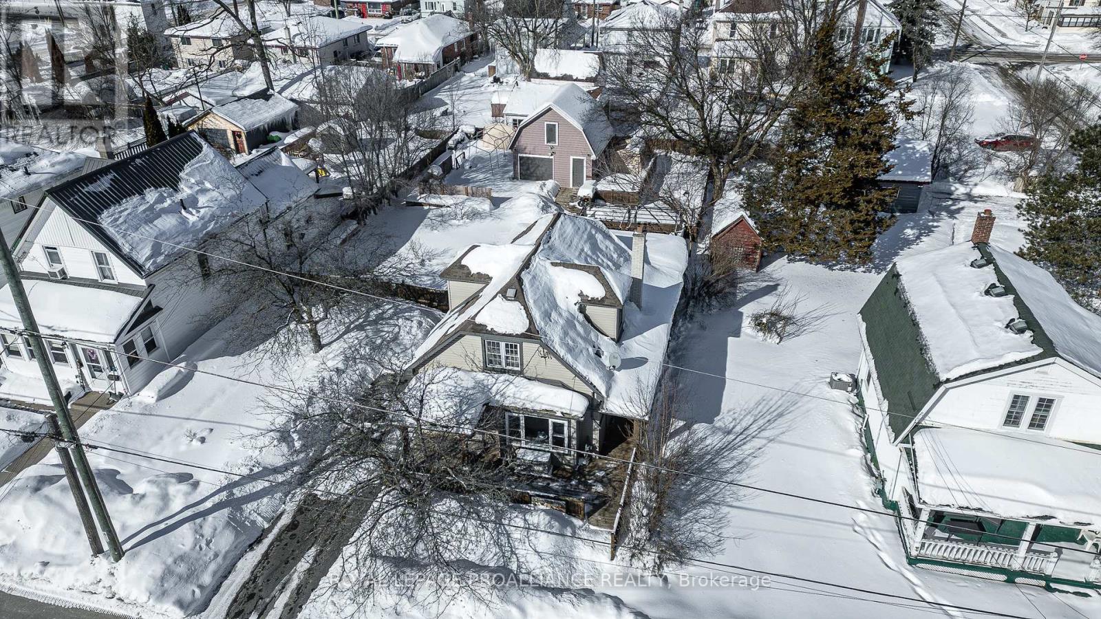 146 Creswell Drive, Quinte West (Trenton Ward), Ontario  K8V 3H5 - Photo 3 - X12772436