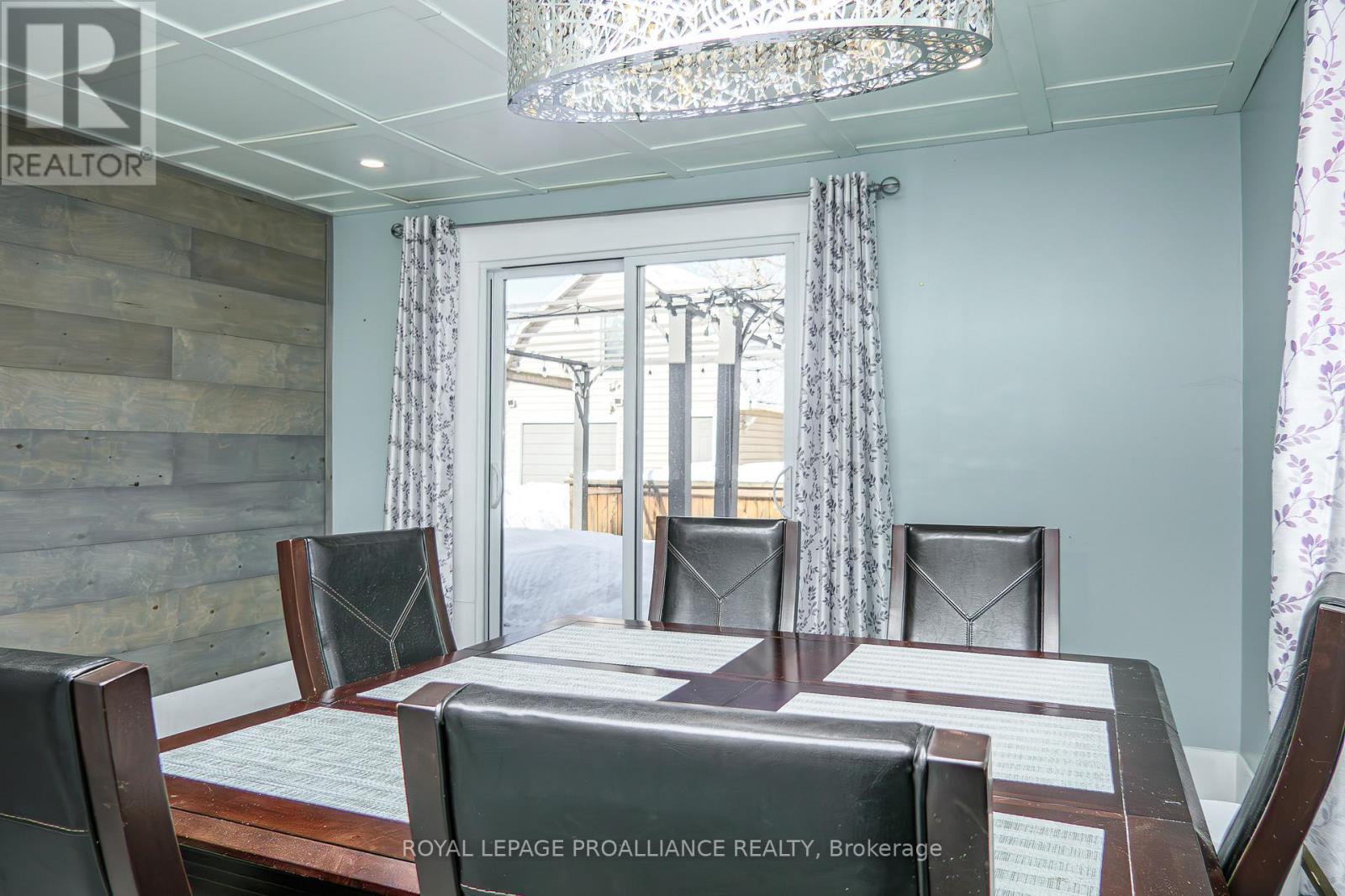 146 Creswell Drive, Quinte West (Trenton Ward), Ontario  K8V 3H5 - Photo 27 - X12772436