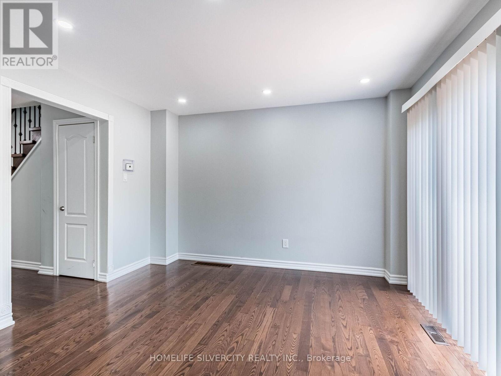 1 - 30 Castlehill Road, Brampton, Ontario  L6X 4E2 - Photo 14 - W12773006