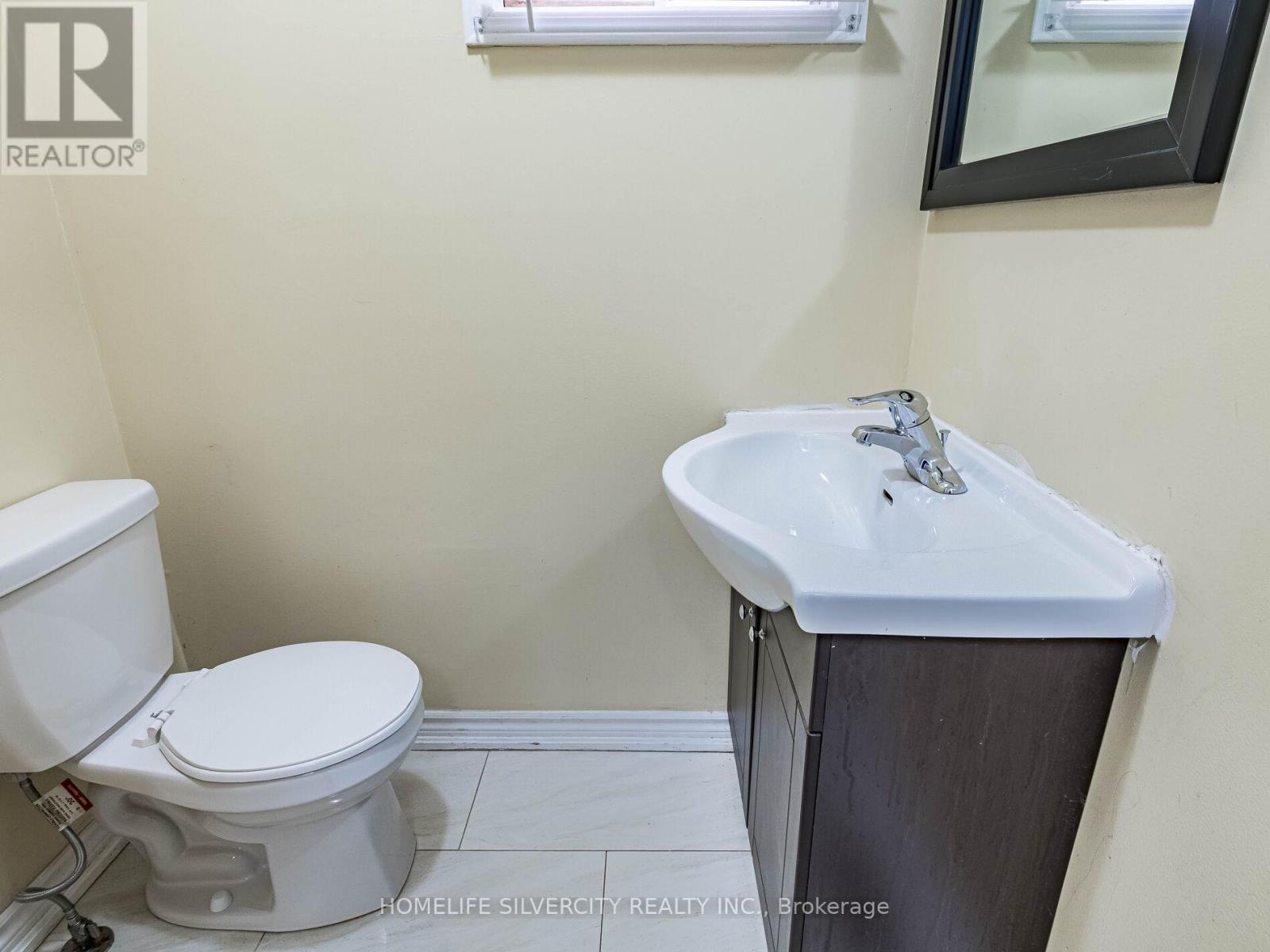 1 - 30 Castlehill Road, Brampton, Ontario  L6X 4E2 - Photo 27 - W12773006