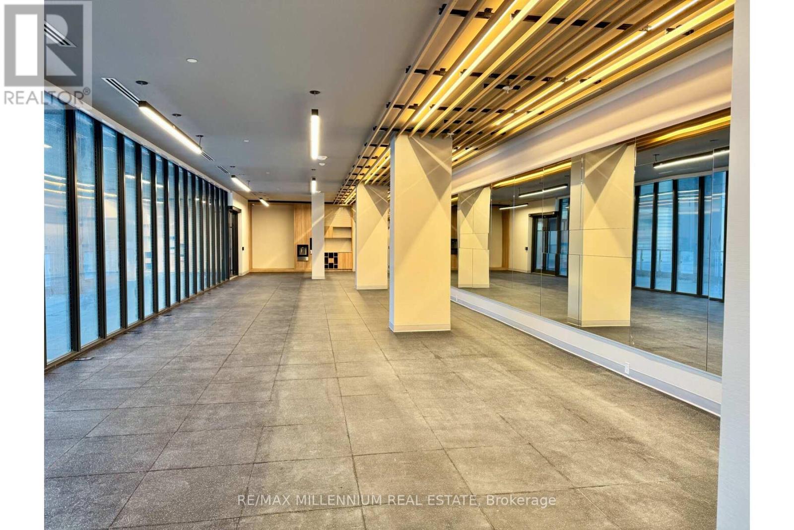 814 - 1007 The Queensway W, Toronto, Ontario  M8Z 6C7 - Photo 17 - W12773010