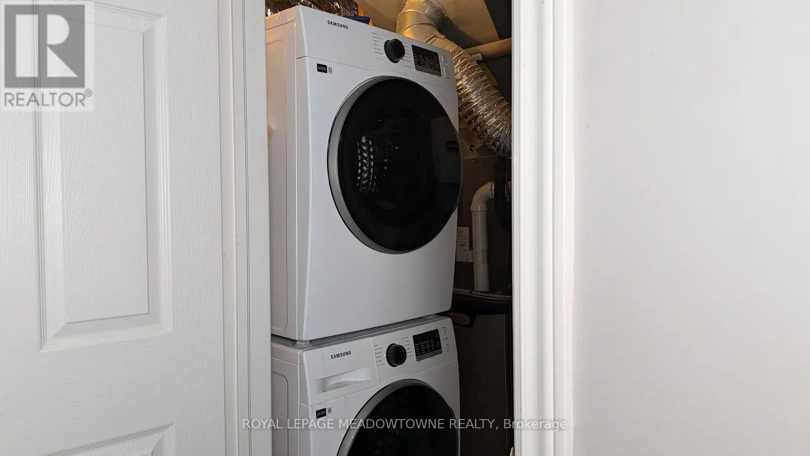 259 Queen Mary Drive, Brampton, Ontario  L7A 3L6 - Photo 8 - W12773012