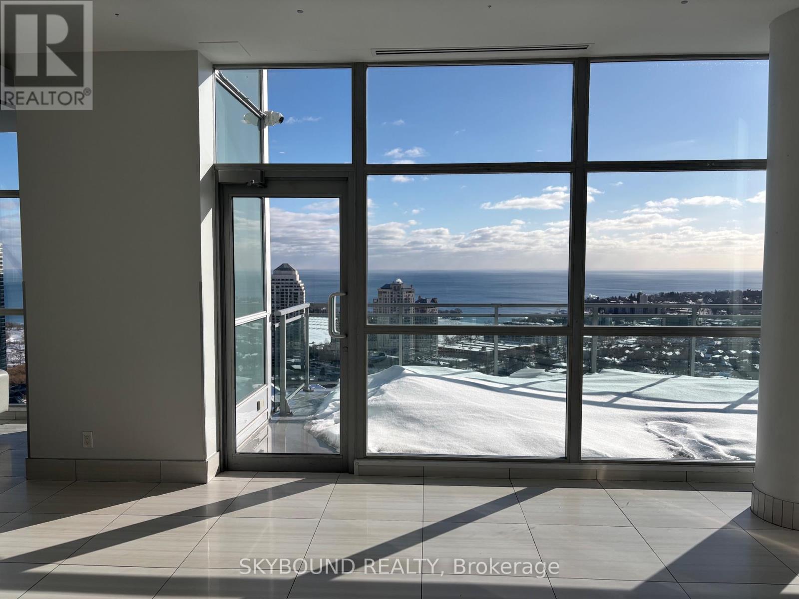 2723 - 165 Legion Road N, Toronto, Ontario  M8Y 0B3 - Photo 26 - W12773036