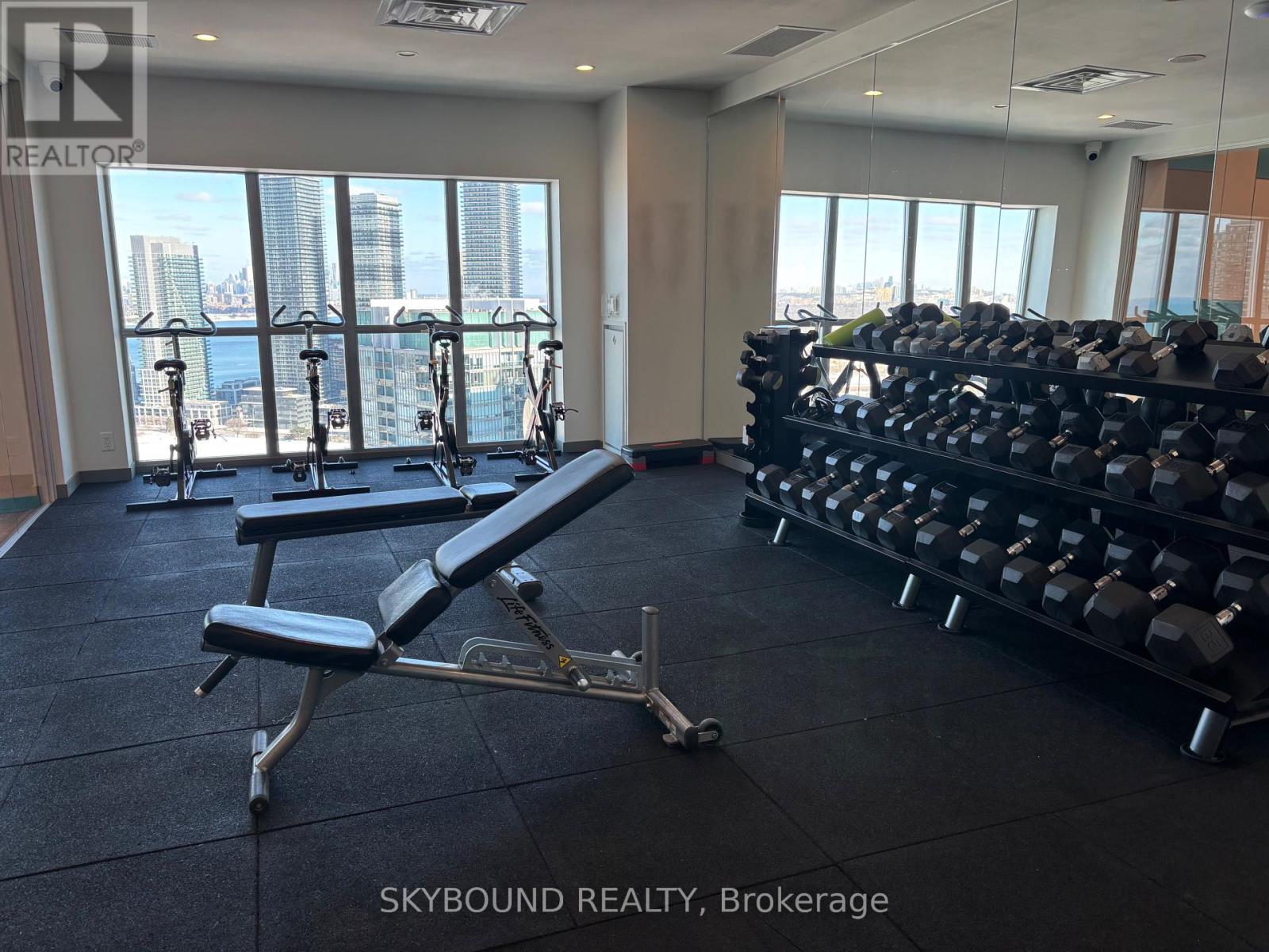 2723 - 165 Legion Road N, Toronto, Ontario  M8Y 0B3 - Photo 30 - W12773036