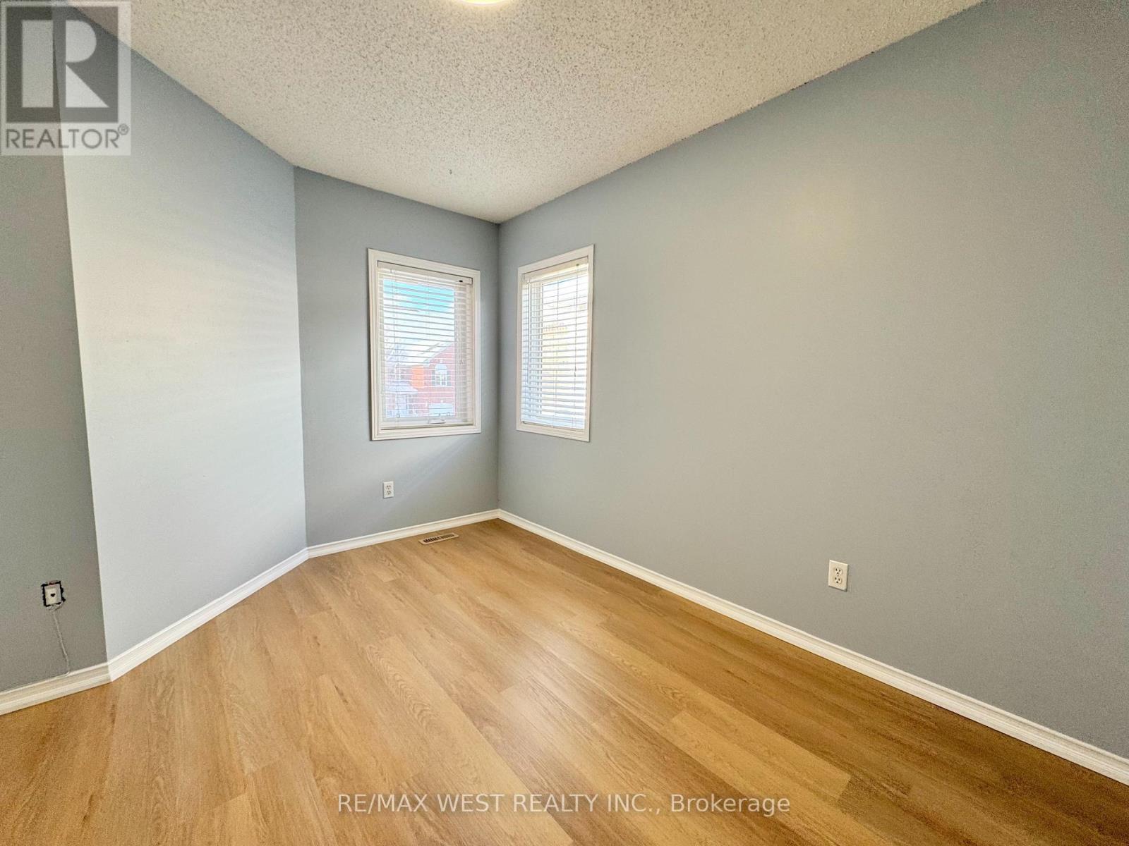 269 Pressed Brick Drive, Brampton, Ontario  L6V 4L2 - Photo 18 - W12773076