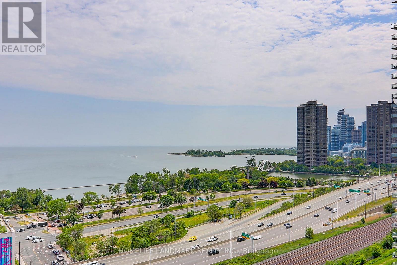 1811 - 15 Windermere Avenue, Toronto, Ontario  M6S 5A2 - Photo 22 - W12773088