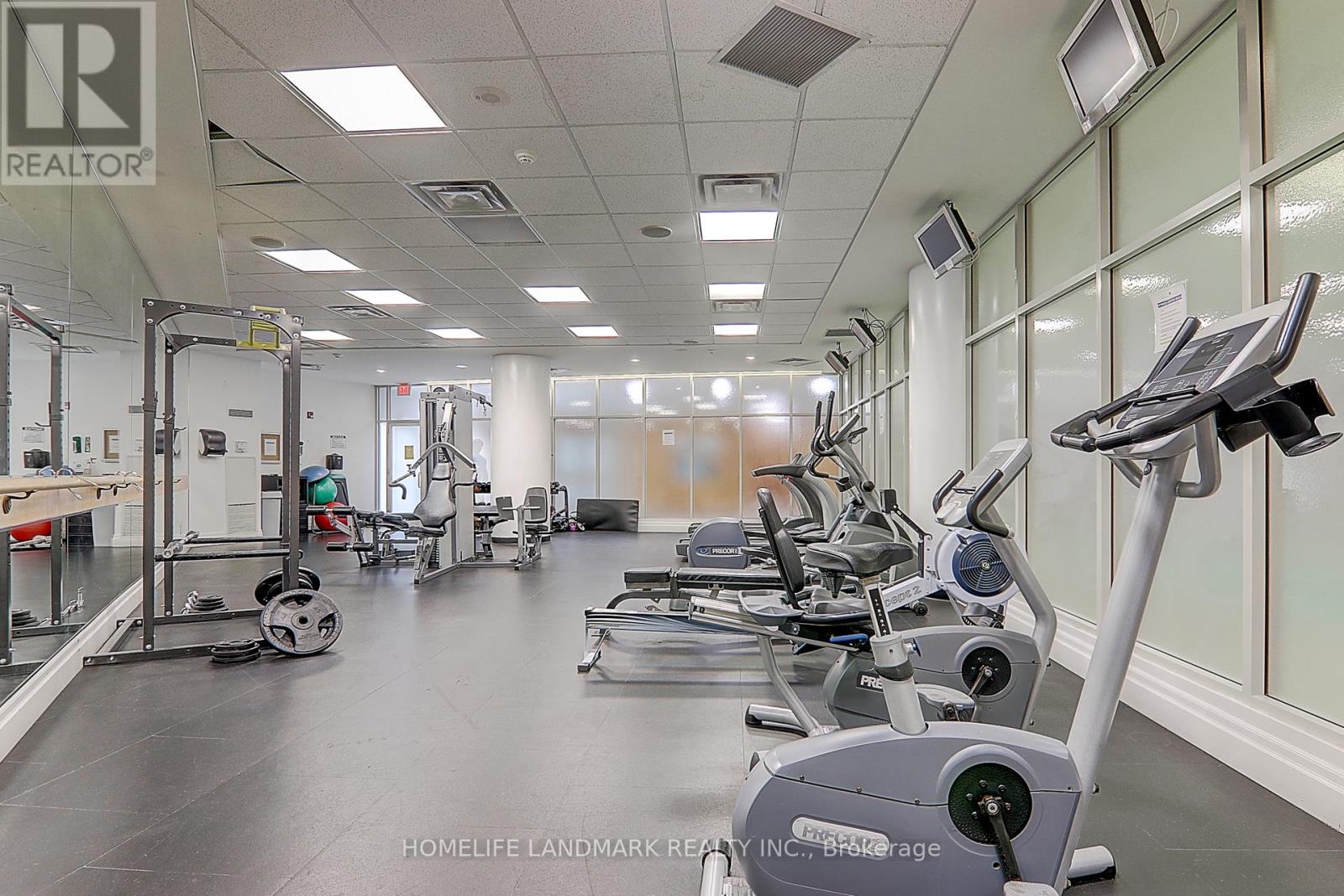 1811 - 15 Windermere Avenue, Toronto, Ontario  M6S 5A2 - Photo 25 - W12773088