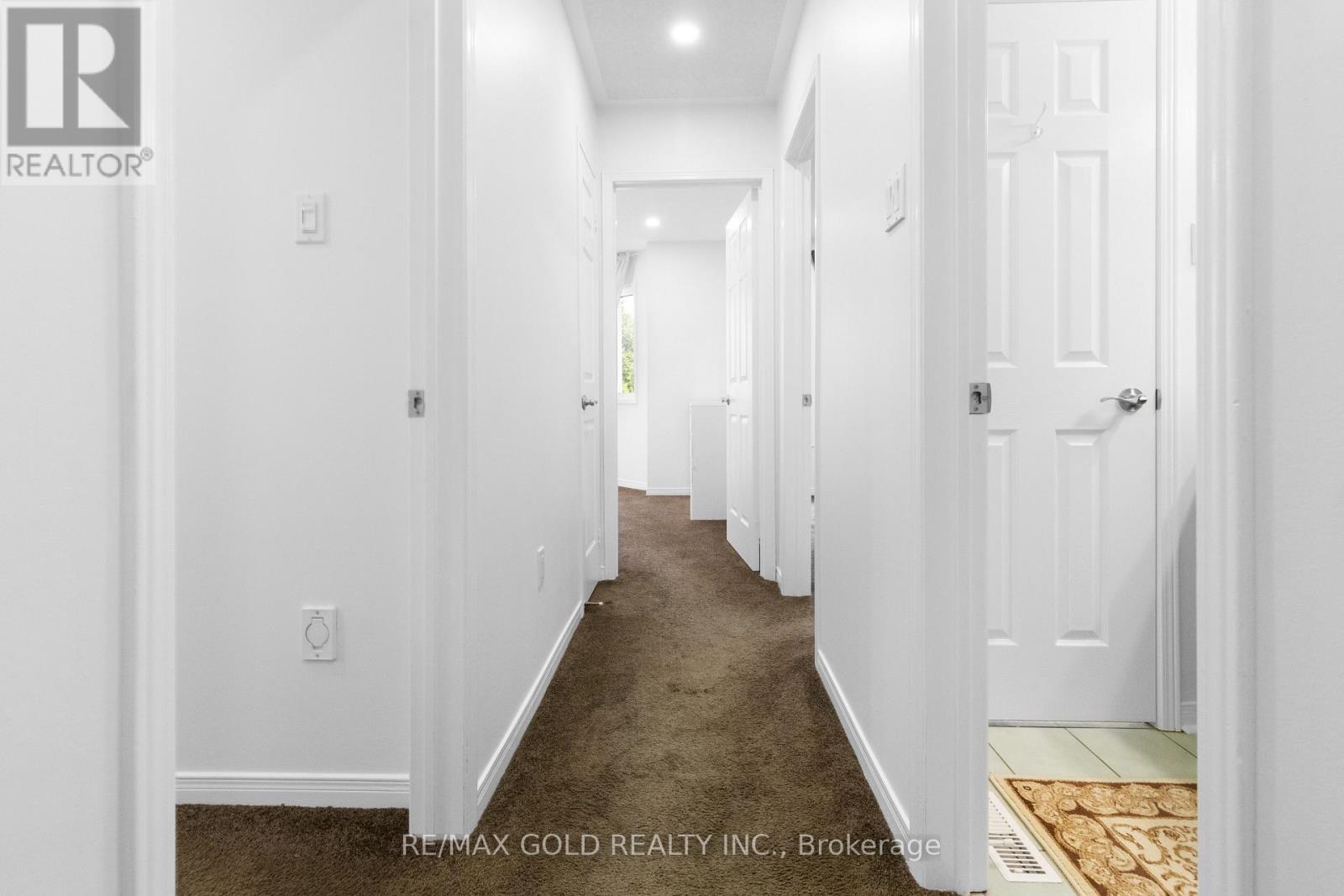 40 Blue Spruce Street, Brampton, Ontario  L6R 1C5 - Photo 14 - W12773098