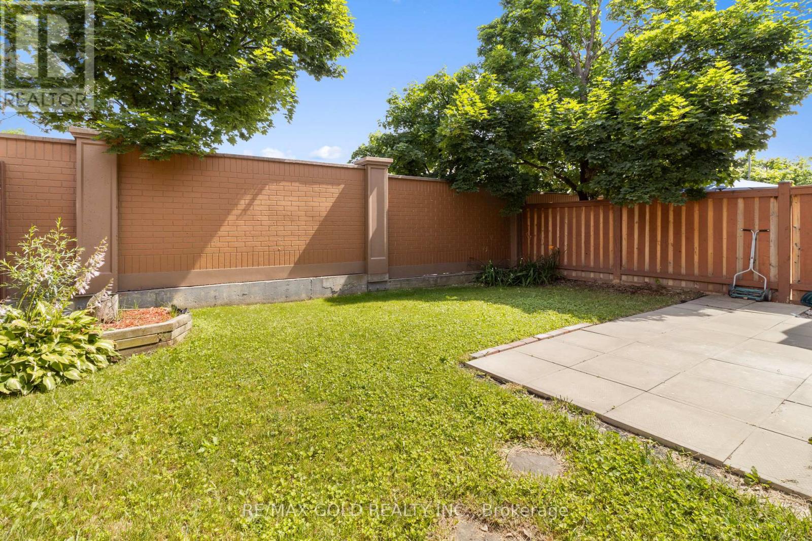 40 Blue Spruce Street, Brampton, Ontario  L6R 1C5 - Photo 24 - W12773098