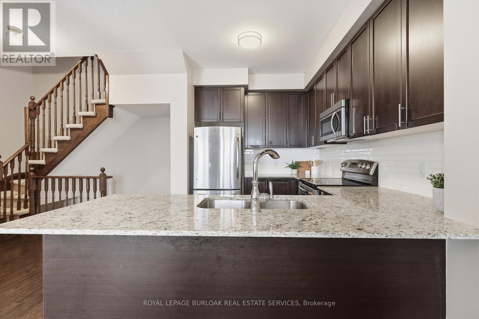 134 - 165 Hampshire Way, Milton, Ontario  L9T 8M7 - Photo 7 - W12773164