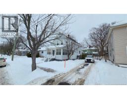 35 Winter Avenue, moncton, New Brunswick