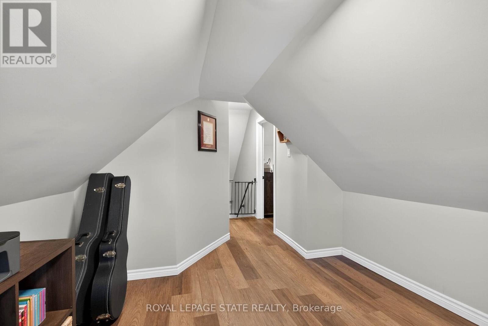 306 Cumberland Avenue, Hamilton, Ontario  L8M 2A1 - Photo 34 - X12773180