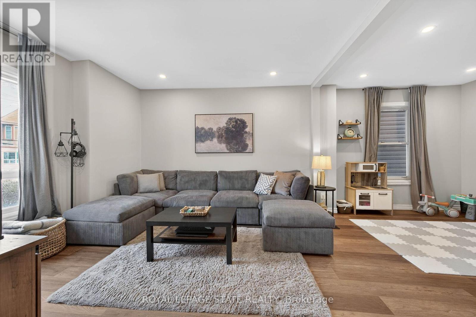 306 Cumberland Avenue, Hamilton, Ontario  L8M 2A1 - Photo 8 - X12773180