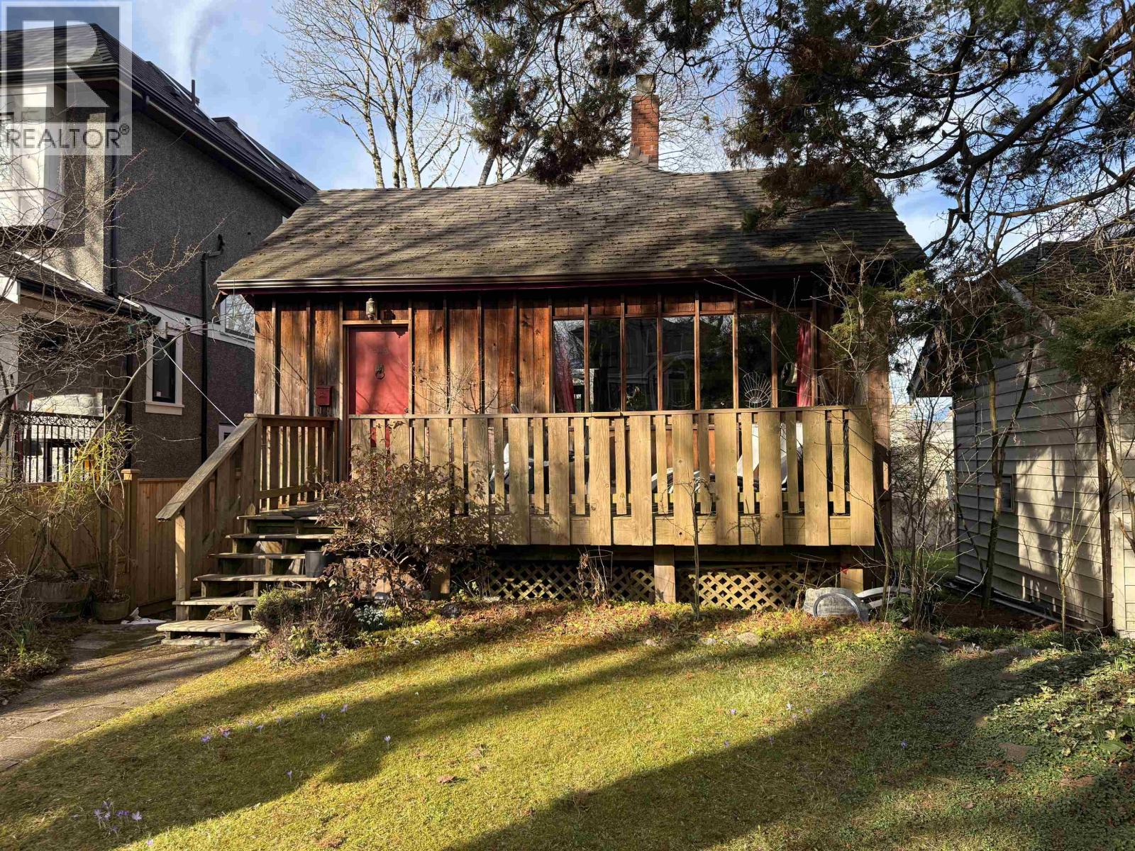 3813 W 15TH AVENUE, Vancouver, British Columbia