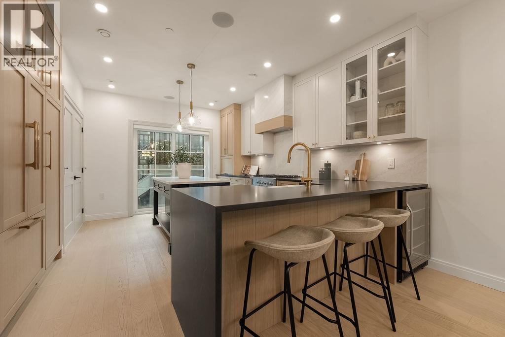 Listing Picture 9 of 40 : 2540 GRANT STREET, Vancouver / 溫哥華 - 魯藝地產 Yvonne Lu Group - MLS Medallion Club Member